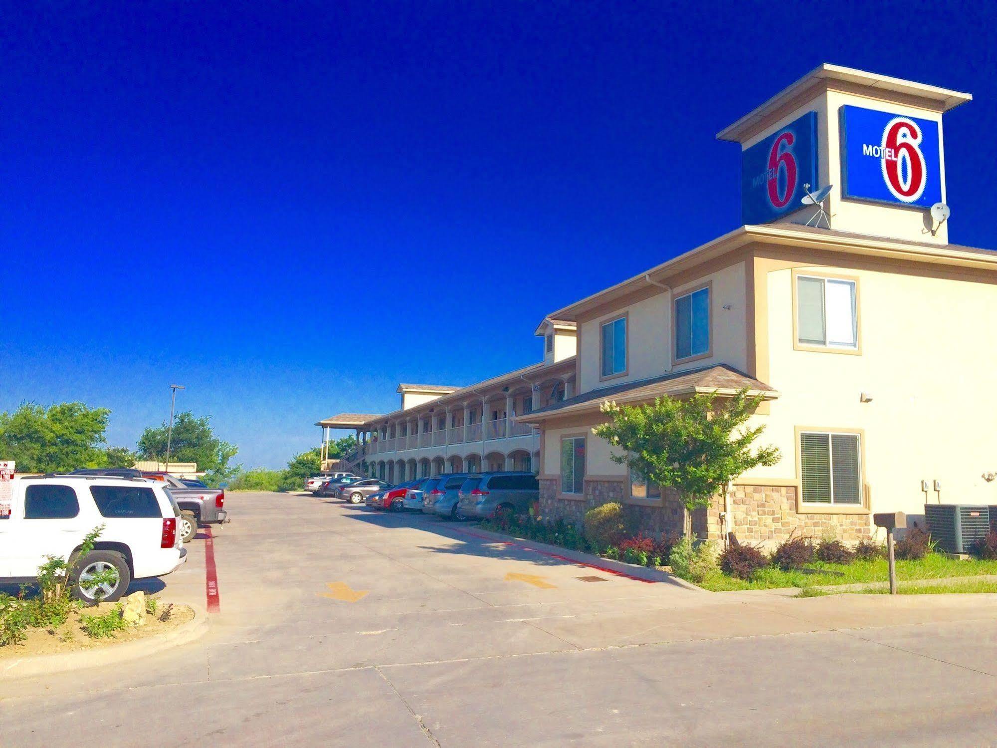 Motel 6-Rhome, Tx エクステリア 写真