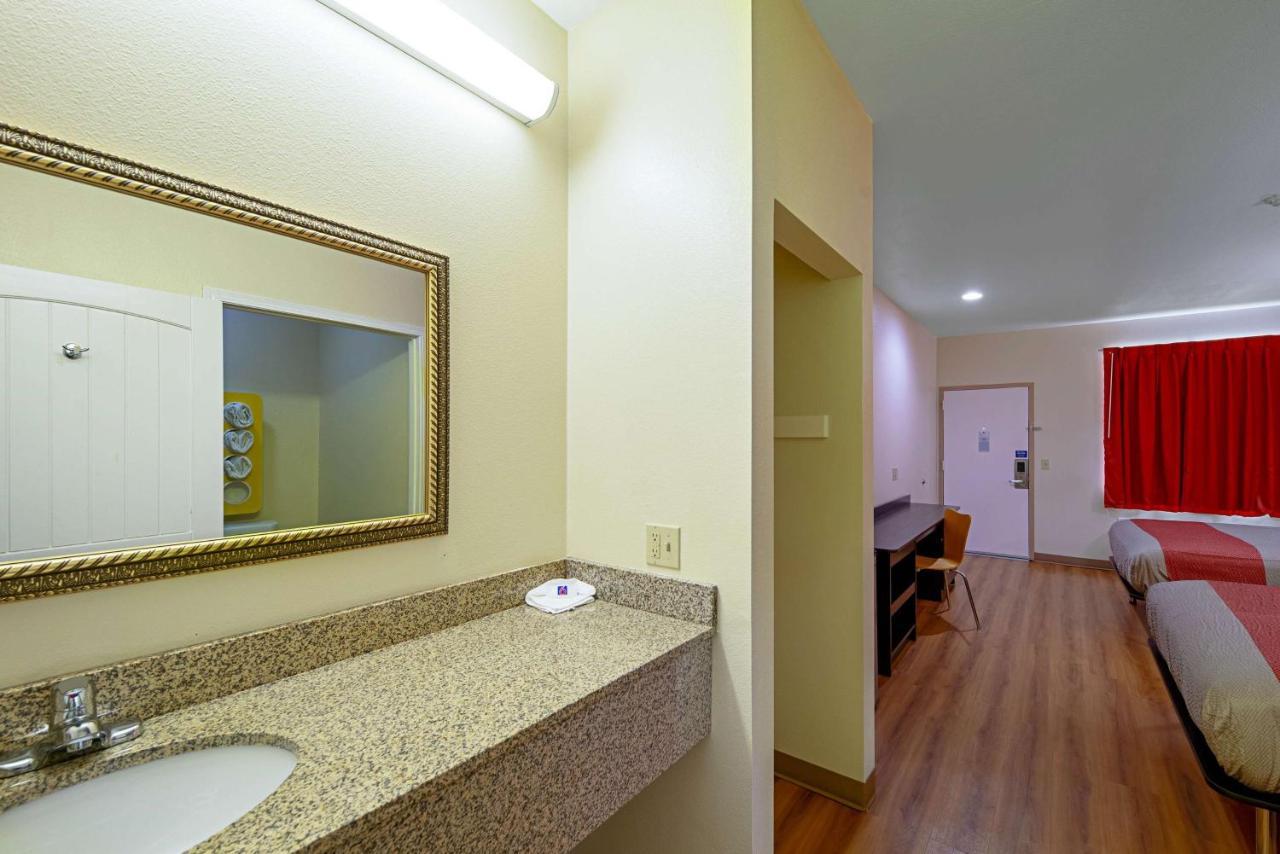 Motel 6-Rhome, Tx エクステリア 写真
