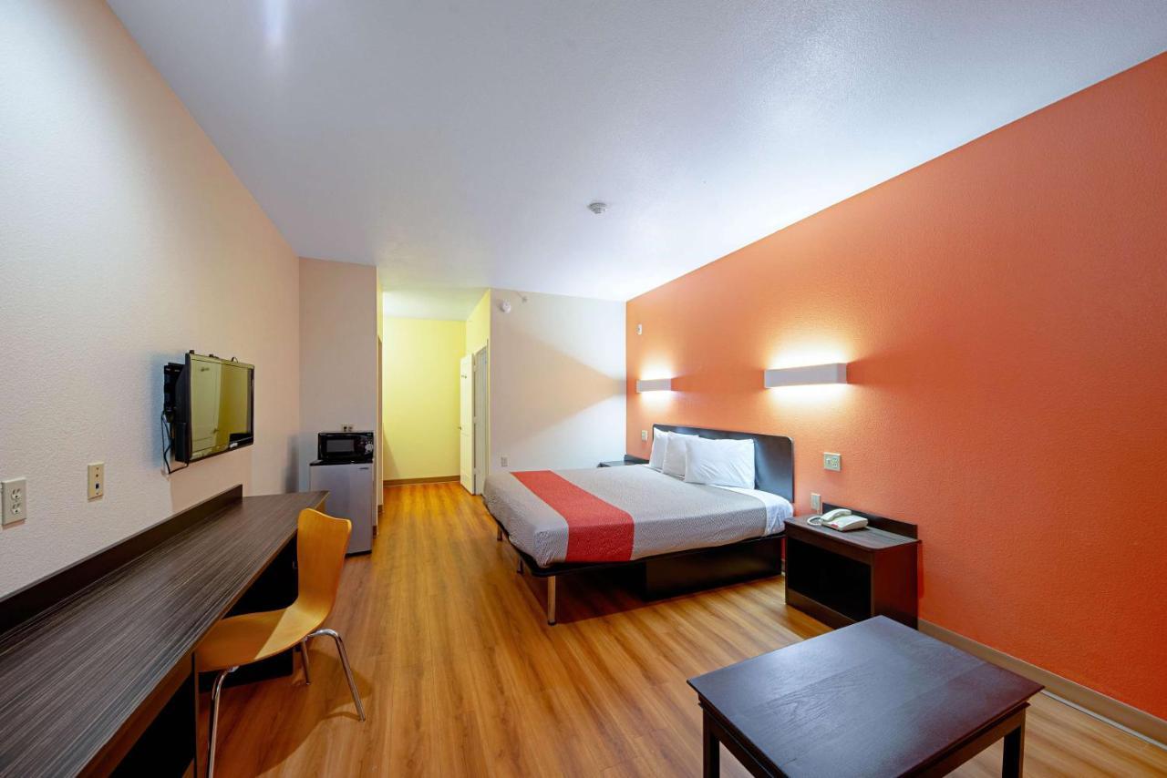 Motel 6-Rhome, Tx エクステリア 写真